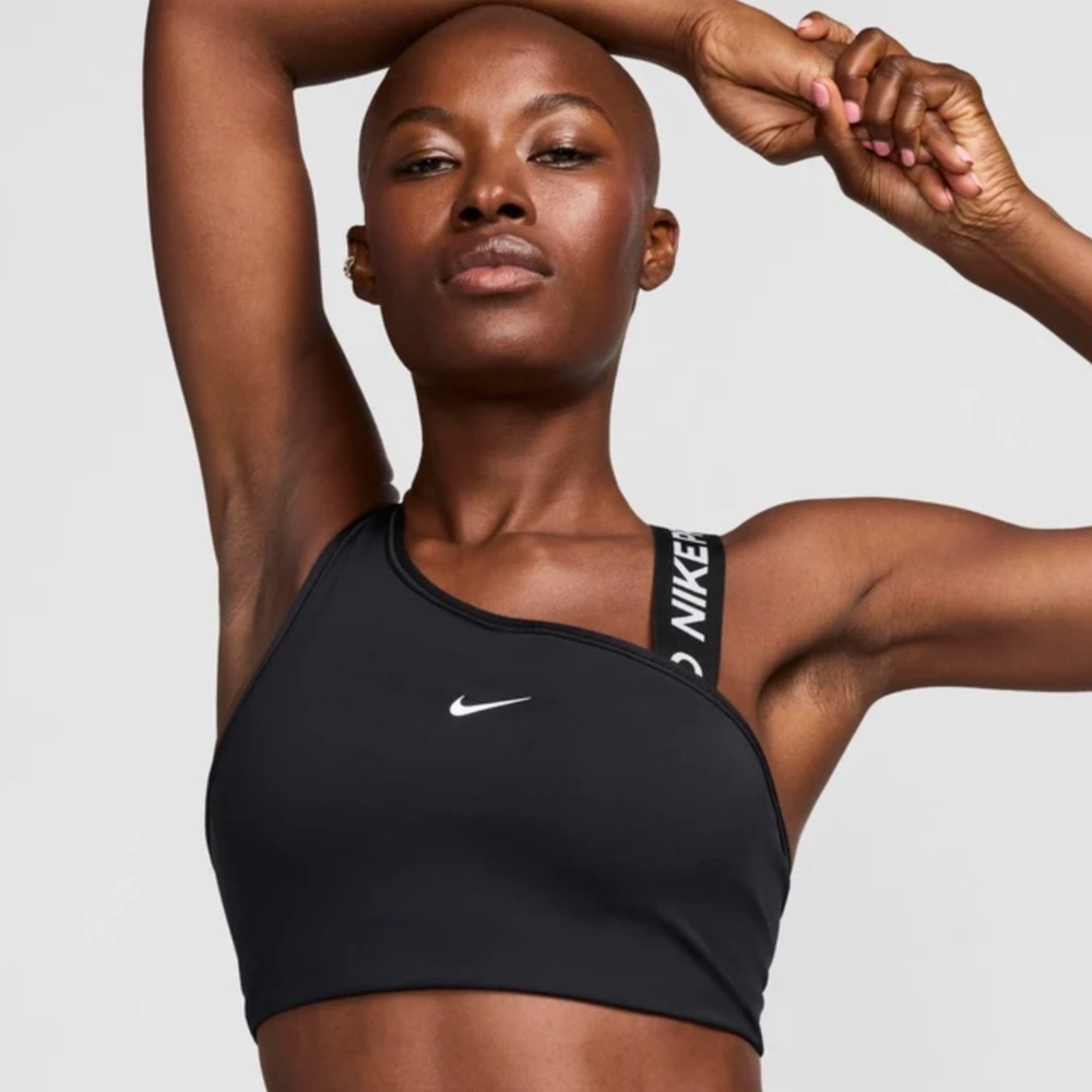 Nike Pro Swoosh Asymmetrical Women's Medium-Support Sports Bra Black Small